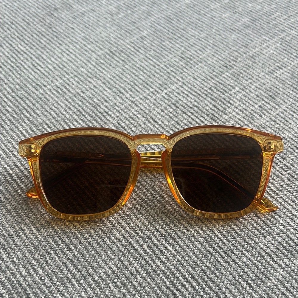 Stylish Amber Sunglasses